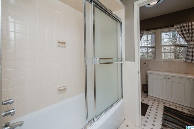 3820 N WOODRIDGE ROAD, Mountain Brook, AL 35223