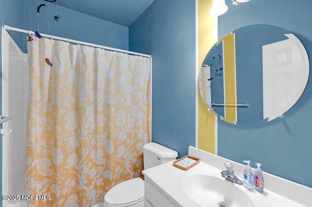 5 Banstead Way, Jackson, NJ 08527