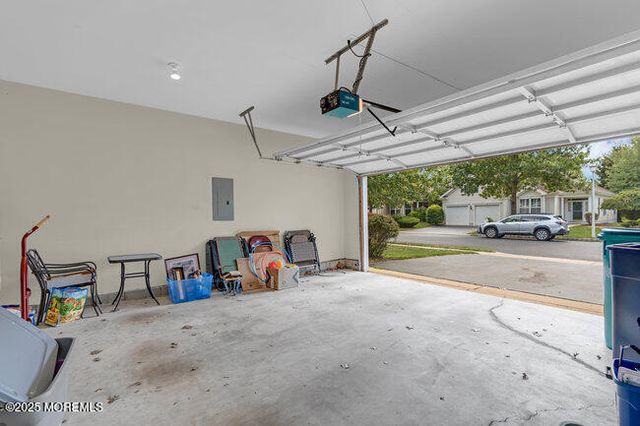 5 Banstead Way, Jackson, NJ 08527