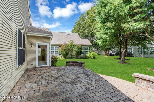 5 Banstead Way, Jackson, NJ 08527