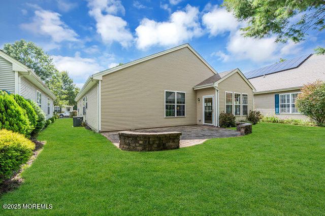 5 Banstead Way, Jackson, NJ 08527