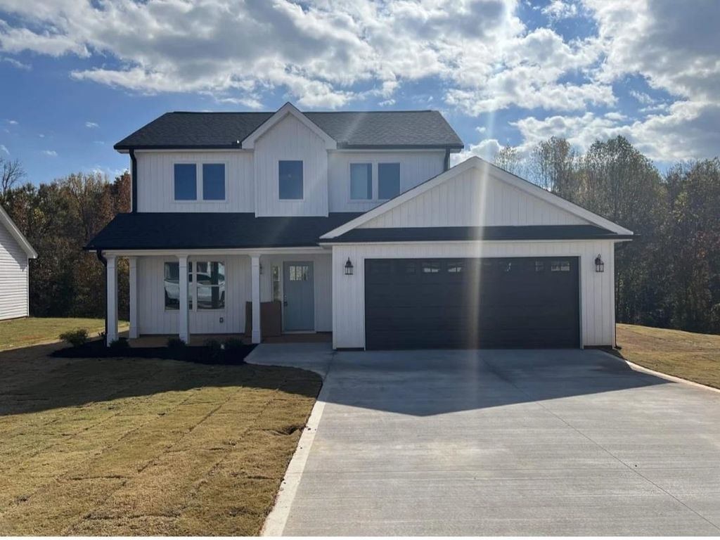 3127 Lorenzo Court, Inman, SC 29349