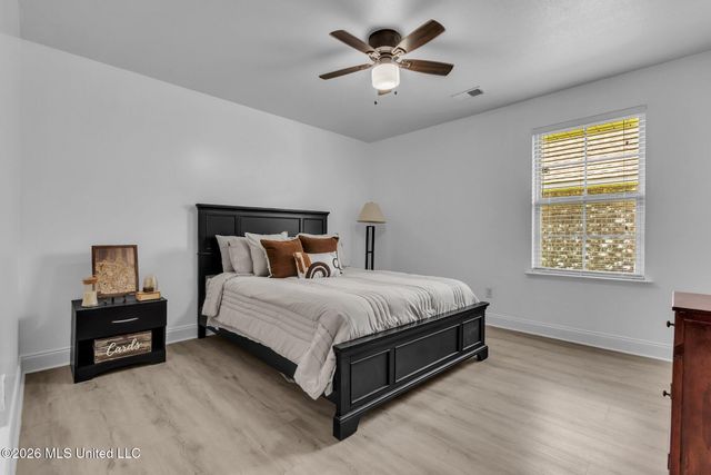 8898 Kathryn Grace Drive, Southaven, MS 38671