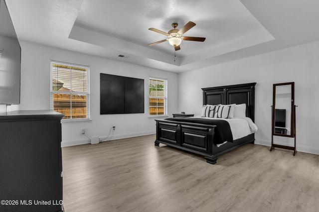 8898 Kathryn Grace Drive, Southaven, MS 38671