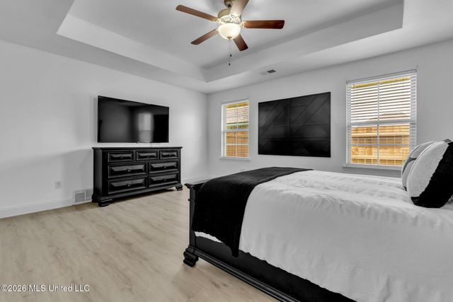 8898 Kathryn Grace Drive, Southaven, MS 38671