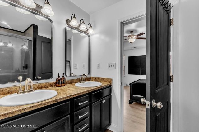 8898 Kathryn Grace Drive, Southaven, MS 38671