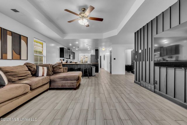 8898 Kathryn Grace Drive, Southaven, MS 38671