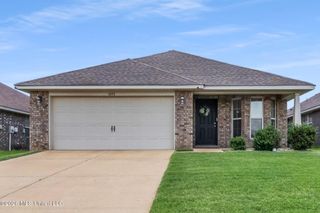 8898 Kathryn Grace Drive, Southaven, MS 38671