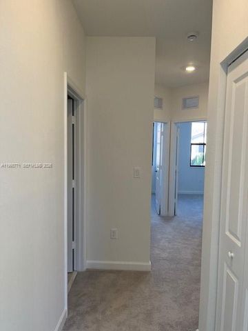 11885 SW 245th Ter 11885, Homestead, FL 33032