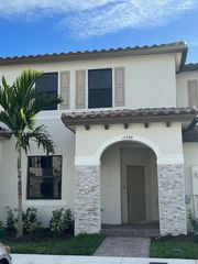 11885 SW 245th Ter 11885, Homestead, FL 33032