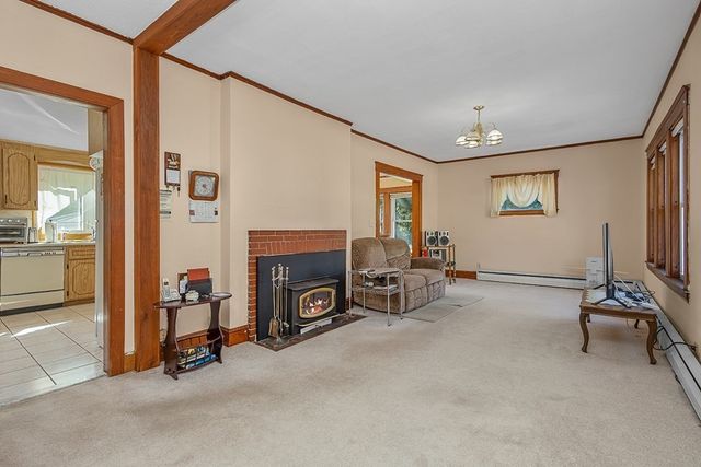 664 East Street, Wrentham, MA 02093