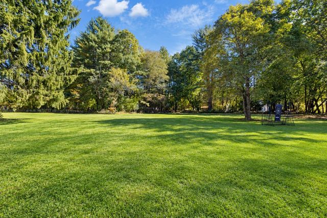 664 East Street, Wrentham, MA 02093