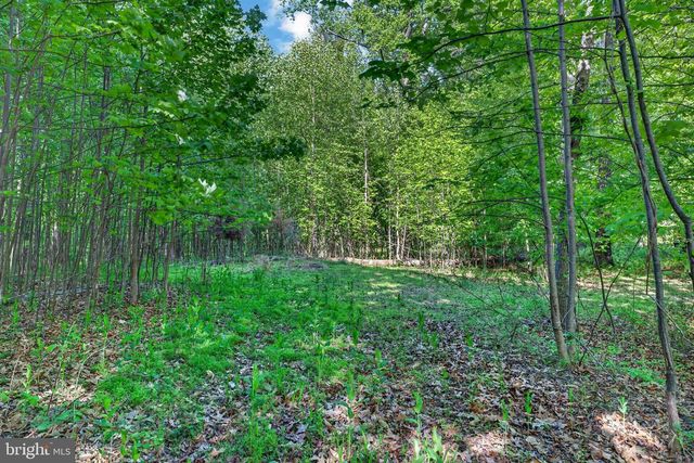 8 NORFOLK CT, Reisterstown, MD 21136