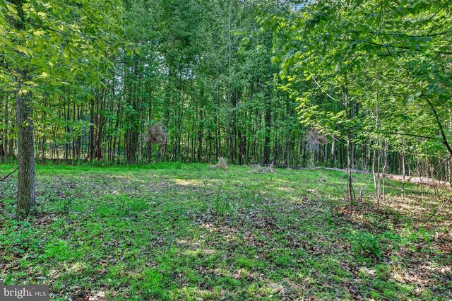 8 NORFOLK CT, Reisterstown, MD 21136