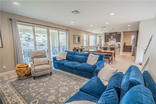 18642 Cedar Crest Drive, Canyon Country, CA 91387