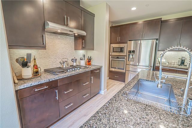 18642 Cedar Crest Drive, Canyon Country, CA 91387