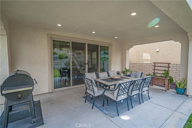 18642 Cedar Crest Drive, Canyon Country, CA 91387