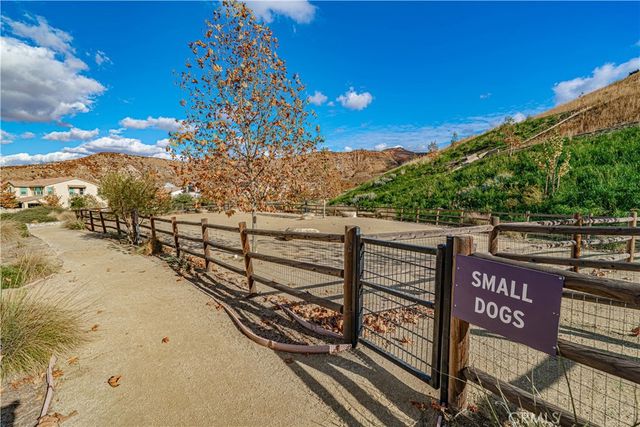 18642 Cedar Crest Drive, Canyon Country, CA 91387