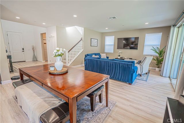 18642 Cedar Crest Drive, Canyon Country, CA 91387