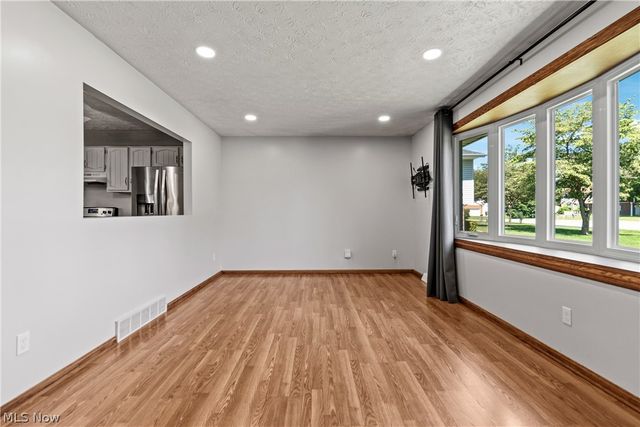 7728 Brunswick Circle NW, Massillon, OH 44646