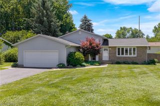 7728 Brunswick Circle NW, Massillon, OH 44646