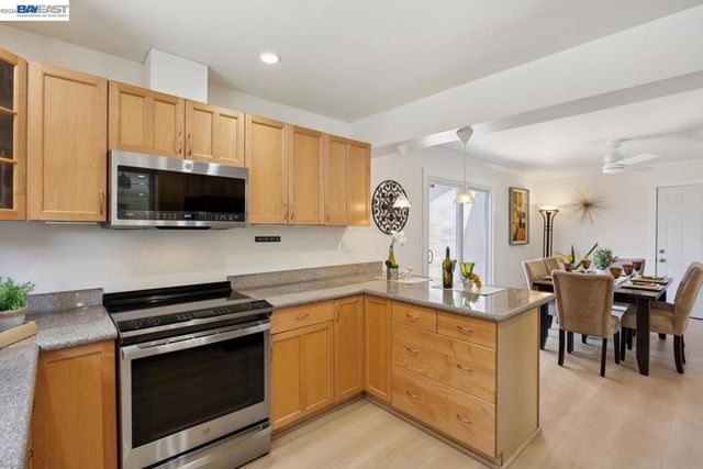36481 Bettencourt St, Newark, CA 94560