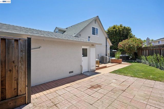 36481 Bettencourt St, Newark, CA 94560