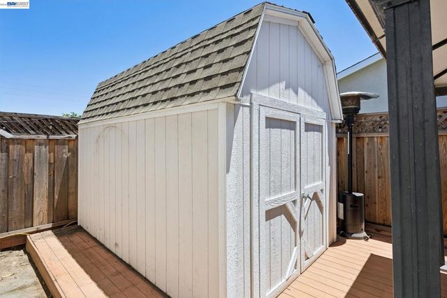 36481 Bettencourt St, Newark, CA 94560