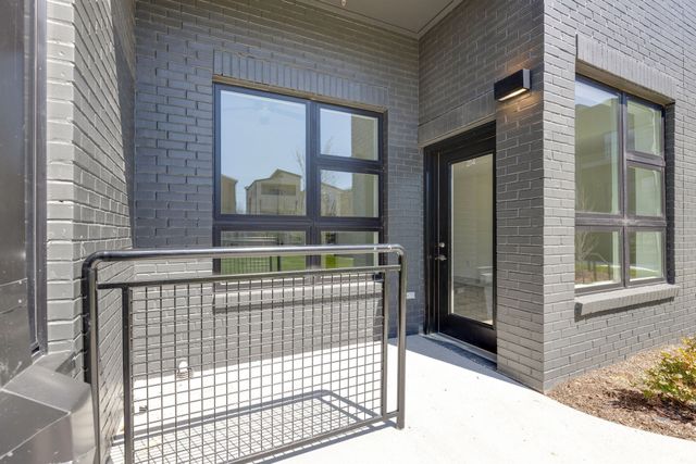 542 Southgate Ave Apt 214, Nashville, TN 37203