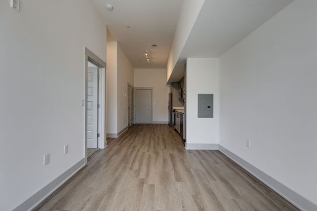 542 Southgate Ave Apt 214, Nashville, TN 37203