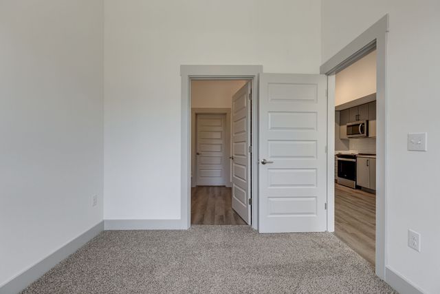 542 Southgate Ave Apt 214, Nashville, TN 37203
