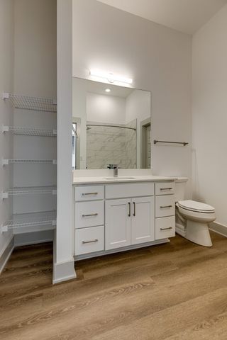 542 Southgate Ave Apt 214, Nashville, TN 37203