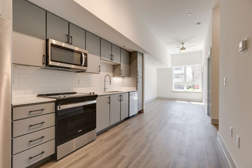 542 Southgate Ave Apt 214, Nashville, TN 37203