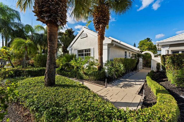 9181 Heathridge Drive, West Palm Beach, FL 33411