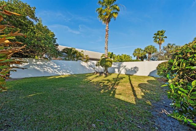 9181 Heathridge Drive, West Palm Beach, FL 33411