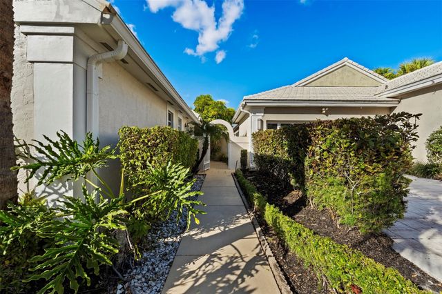 9181 Heathridge Drive, West Palm Beach, FL 33411