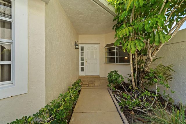 9181 Heathridge Drive, West Palm Beach, FL 33411