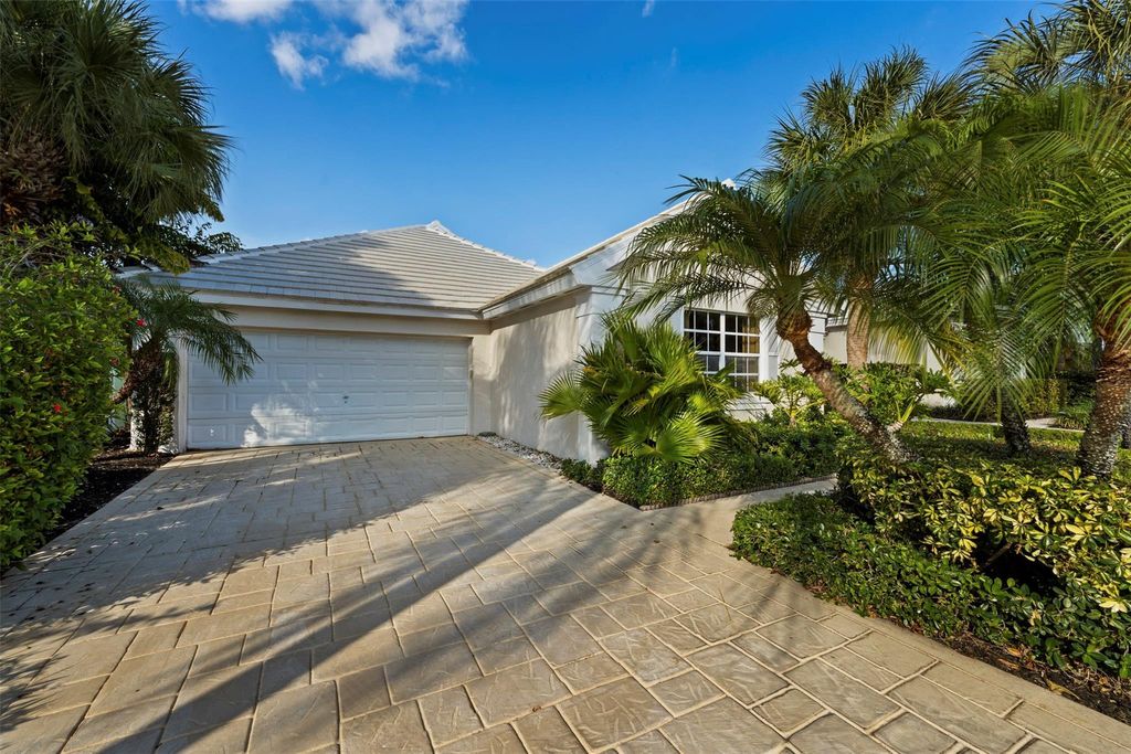 9181 Heathridge Drive, West Palm Beach, FL 33411