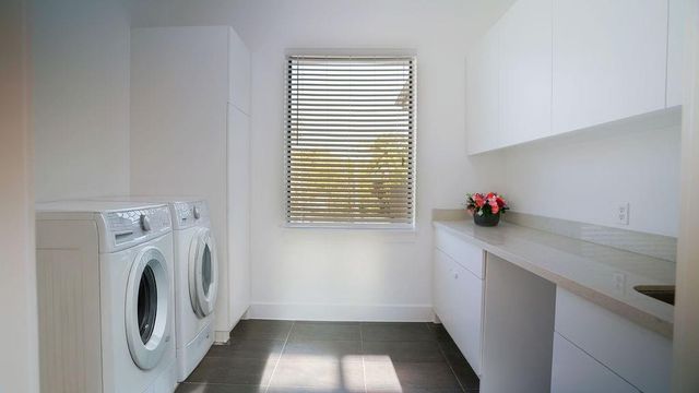 3308 N Macgregor Way, Houston, TX 77004