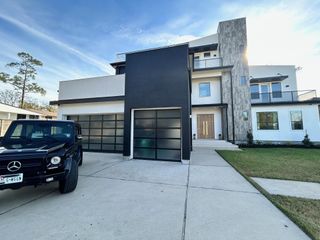 3308 N Macgregor Way, Houston, TX 77004