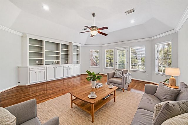 7215 Timberlake Drive, Sugar Land, TX 77479