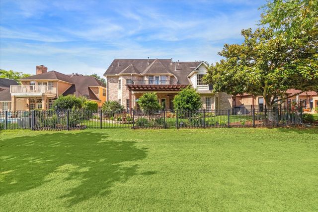 7215 Timberlake Drive, Sugar Land, TX 77479