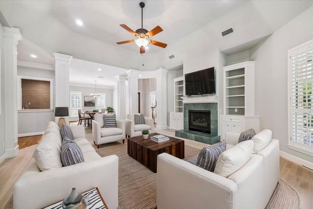 7215 Timberlake Drive, Sugar Land, TX 77479