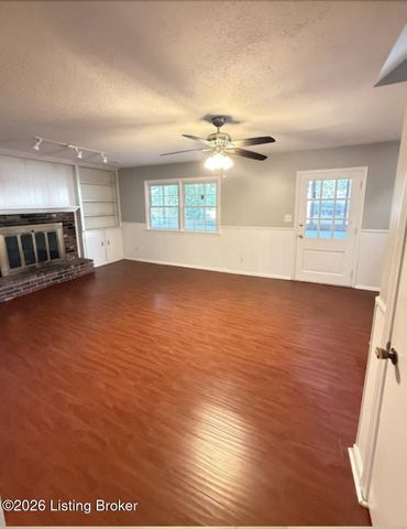 7319 Keisler Way, Louisville, KY 40222