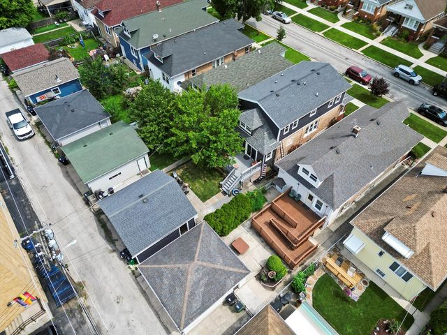 2436 Grove Avenue, Berwyn, IL 60402