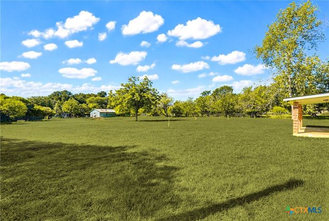 1350 Mary Preiss Drive, New Braunfels, TX 78132