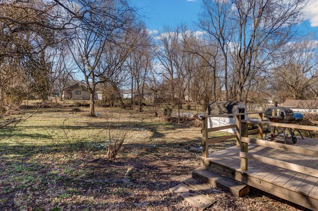 2111 N Newton Avenue, Springfield, MO 65803