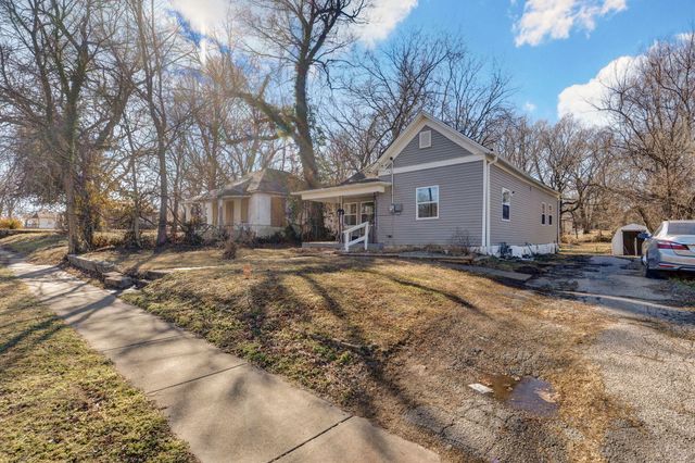 2111 N Newton Avenue, Springfield, MO 65803