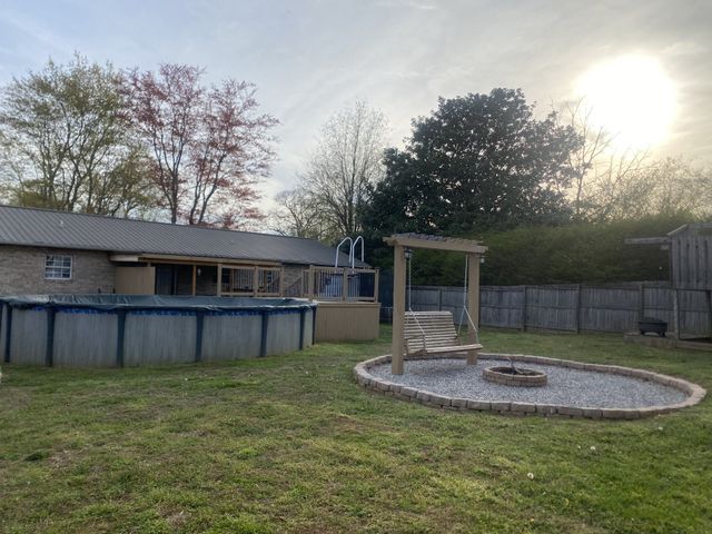 694 McQuade Cir, Mcminnville, TN 37110