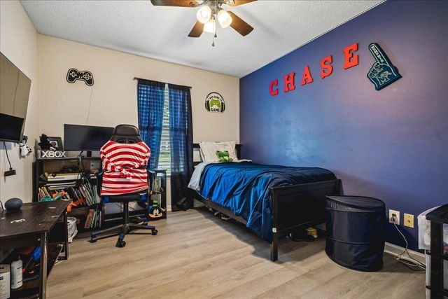2597 APPLING GLEN DR, Memphis, TN 38133